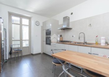 Four-room apartment Via giovanni da verazzano, Torino (neighborhood Crocetta) - photo 2