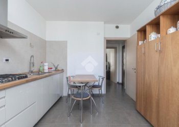 Four-room apartment Via giovanni da verazzano, Torino (neighborhood Crocetta) - photo 5