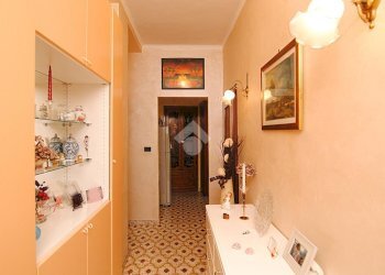 Three-room apartment Via Borgomanero, Torino (neighborhood Parella) - photo 6