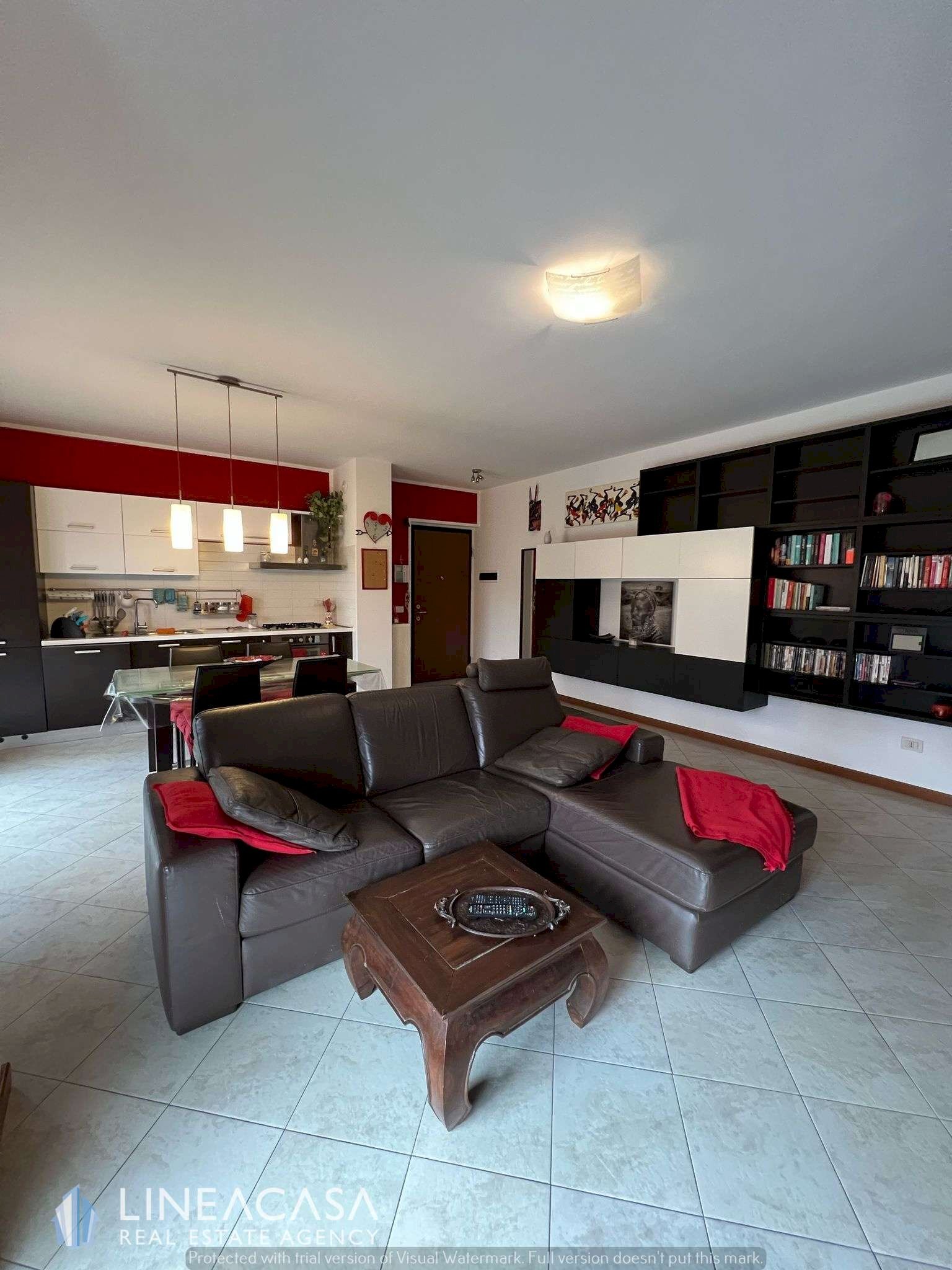 Three-room apartment via Guido Rossa 12, Buccinasco - photo 3