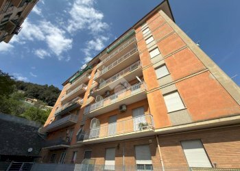 Three-room apartment Via Enrico Morselli, Genova (neighborhood Voltri) - photo 2