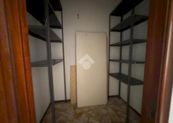Three-room apartment Via Enrico Morselli, Genova (neighborhood Voltri) - photo 32