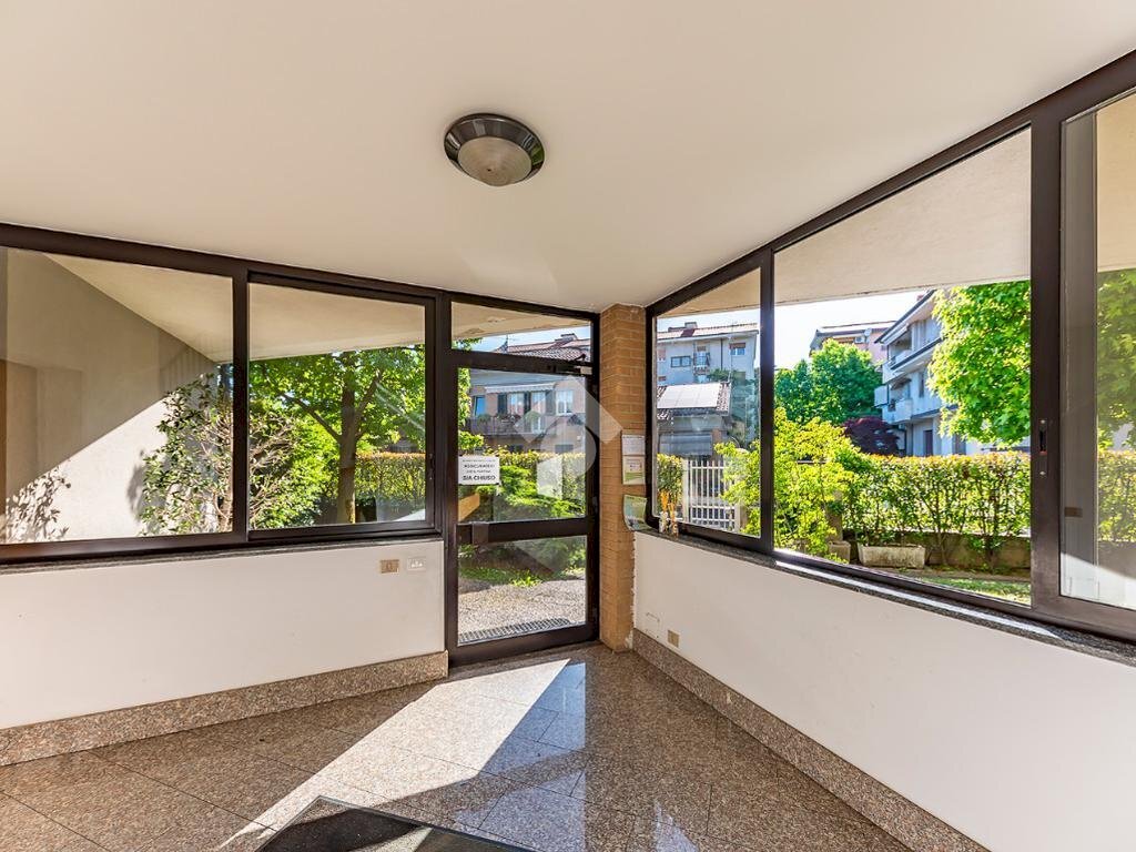 Four-room apartment Via Treves, Lainate - photo 3