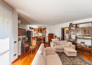 Four-room apartment Via Treves, Lainate - photo 6