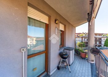 Four-room apartment Via Treves, Lainate - photo 12