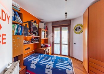 Four-room apartment Via Treves, Lainate - photo 24