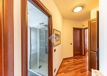 Four-room apartment Via Treves, Lainate - photo 27