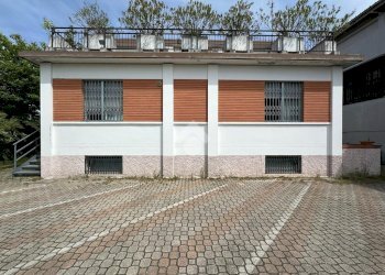 Stable - Palace Via Fratelli Bandiera, Carugate - photo 39