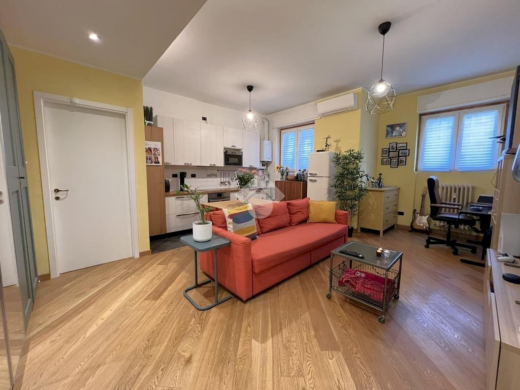 Two-room apartment Via Mirabello, Carugate - photo 1