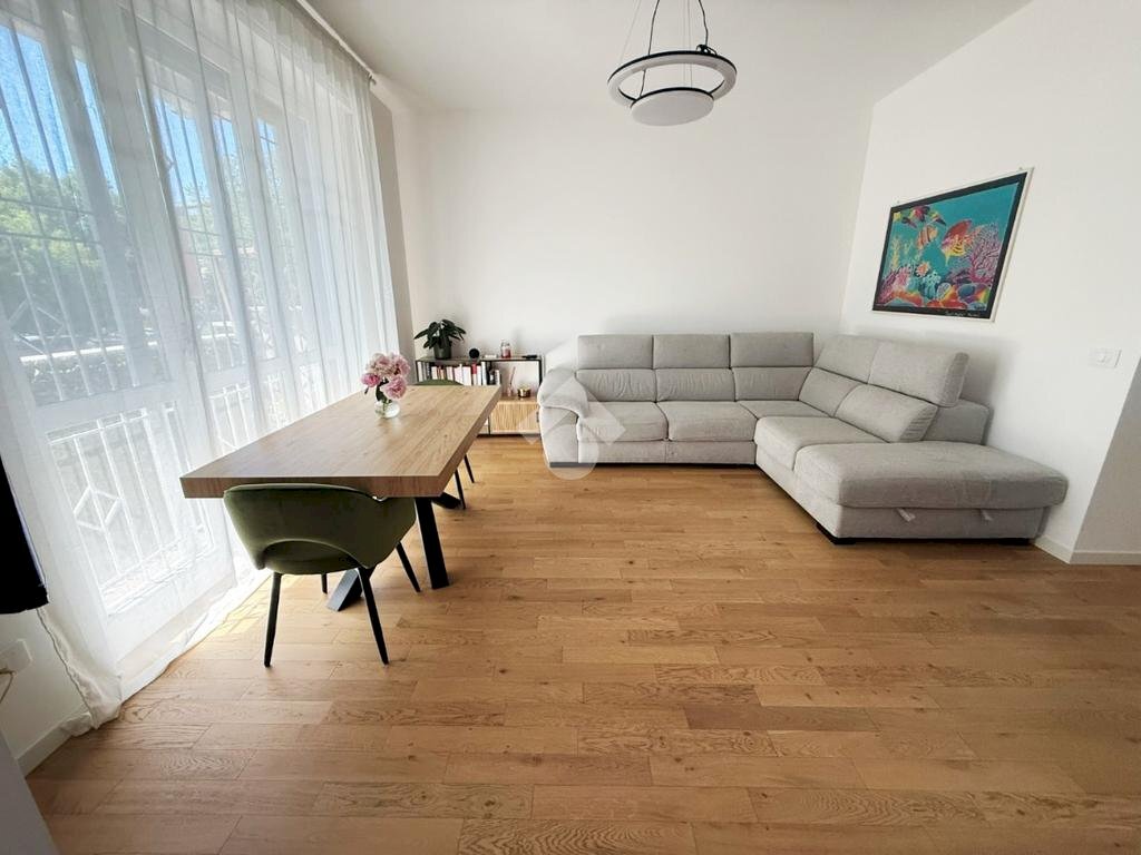 Four-room apartment Via Antonio Gramsci, Peschiera Borromeo - photo 2