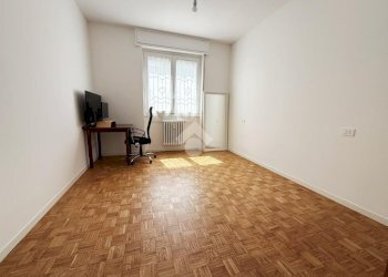 Four-room apartment Via Antonio Gramsci, Peschiera Borromeo - photo 7