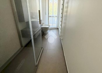 Four-room apartment Via Antonio Gramsci, Peschiera Borromeo - photo 9