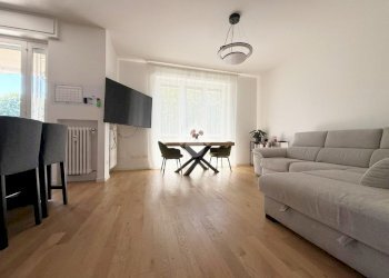 Four-room apartment Via Antonio Gramsci, Peschiera Borromeo - photo 13