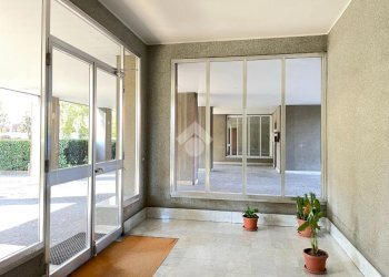 Four-room apartment Via Antonio Gramsci, Peschiera Borromeo - photo 27