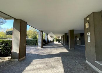 Four-room apartment Via Antonio Gramsci, Peschiera Borromeo - photo 28