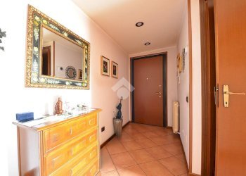 Three-room apartment Via Enrico Fermi, Cambiago - photo 9