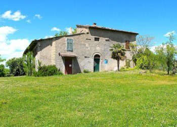 Rustico Str. Vernacchia Montevescovo, Meldola - foto 1