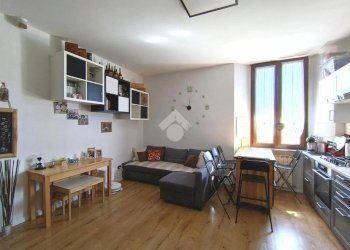 Three-room apartment Via Dante Alighieri, Robecco sul Naviglio - photo 2