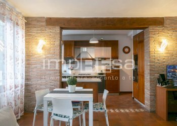 Foto 2 - Three-room apartment PIAZZALE ROMA
 
76, Istrana - photo 2