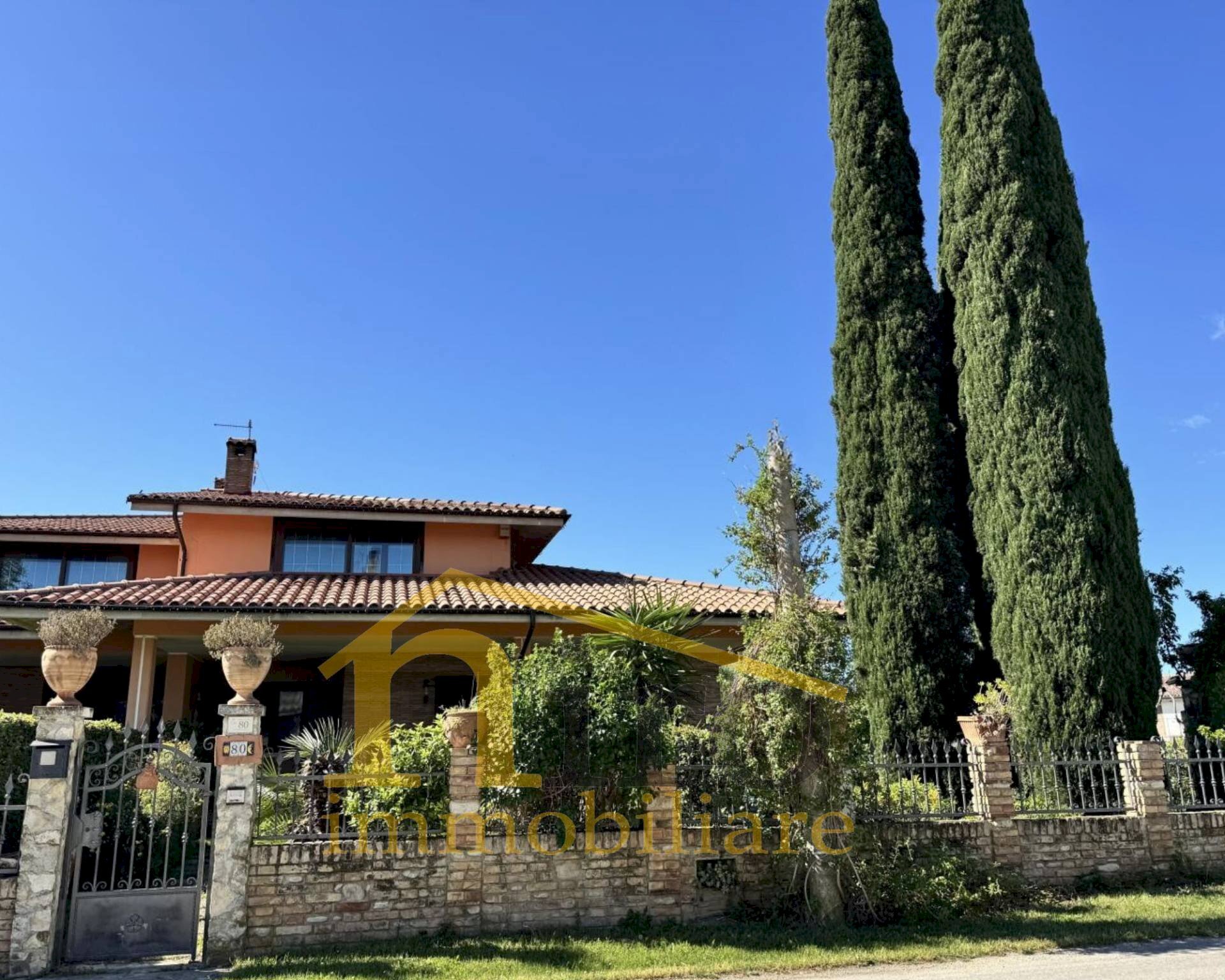 Foto 1 - Villa Contrada Collina
 
80, Nocciano - photo 1