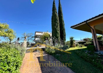 Foto 48 - Villa Contrada Collina
 
80, Nocciano - photo 48