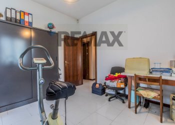 Ufficio - Villa Via Settembrini
 
27, Lainate - photo 38