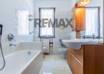 Bagno - Villa Via Settembrini
 
27, Lainate - photo 42