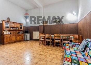 Sala da pranzo - Villa Via Settembrini
 
27, Lainate - photo 49