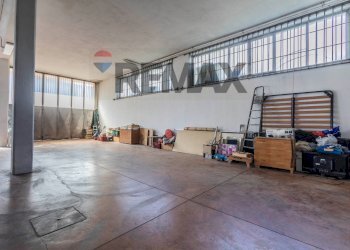 Parcheggio - Villa Via Settembrini
 
27, Lainate - photo 55