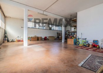 Parcheggio - Villa Via Settembrini
 
27, Lainate - photo 58