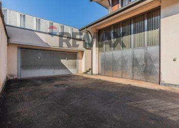 Terrazza - Villa Via Settembrini
 
27, Lainate - photo 59