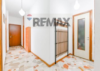 Hall / corridoio - Trilocale Via Giuseppe Tartini
 
37, Milano - foto 25