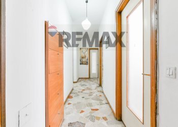 Hall / corridoio - Trilocale Via Giuseppe Tartini
 
37, Milano - foto 26