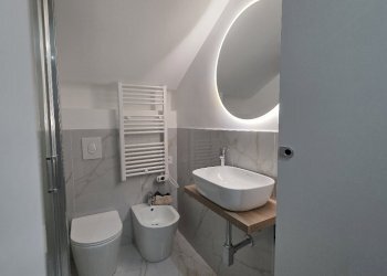 Bagno - Bilocale Via Treviso
6, Milano - foto 16