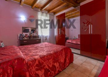 Camera / camera da letto - Semi-detached house Via Piave
 
1, Cazzago Brabbia - photo 17