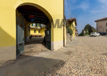 Casa all\'aperto - Semi-detached house Via Piave
 
1, Cazzago Brabbia - photo 26
