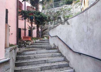 Scale - Two-room apartment Domenico De Bernardi
 
1, Besozzo - photo 2