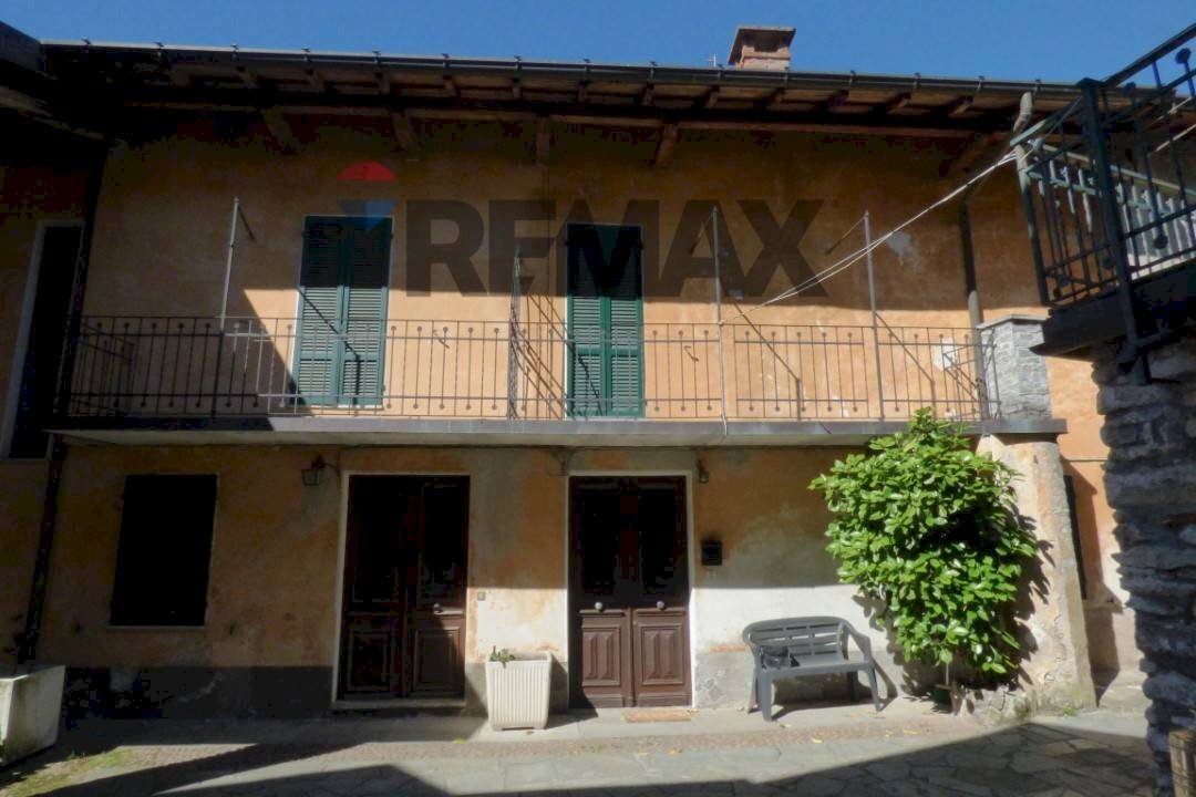 Casa all\'aperto - Trilocale via castello, Cassano Valcuvia - foto 1
