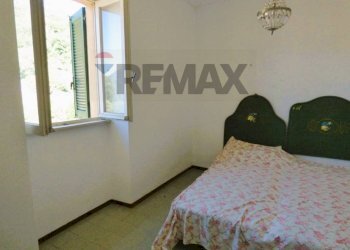 Camera / camera da letto - Three-room apartment via castello
 
10, Cassano Valcuvia - photo 7