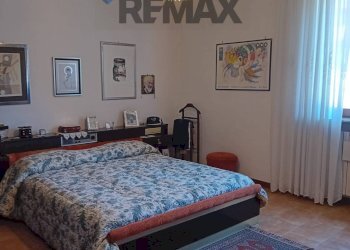Camera / camera da letto - Villa VIA BRIANZOLA
 
21, Carnago - foto 12