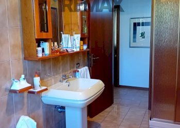 Bagno - Villa VIA BRIANZOLA
 
21, Carnago - foto 14