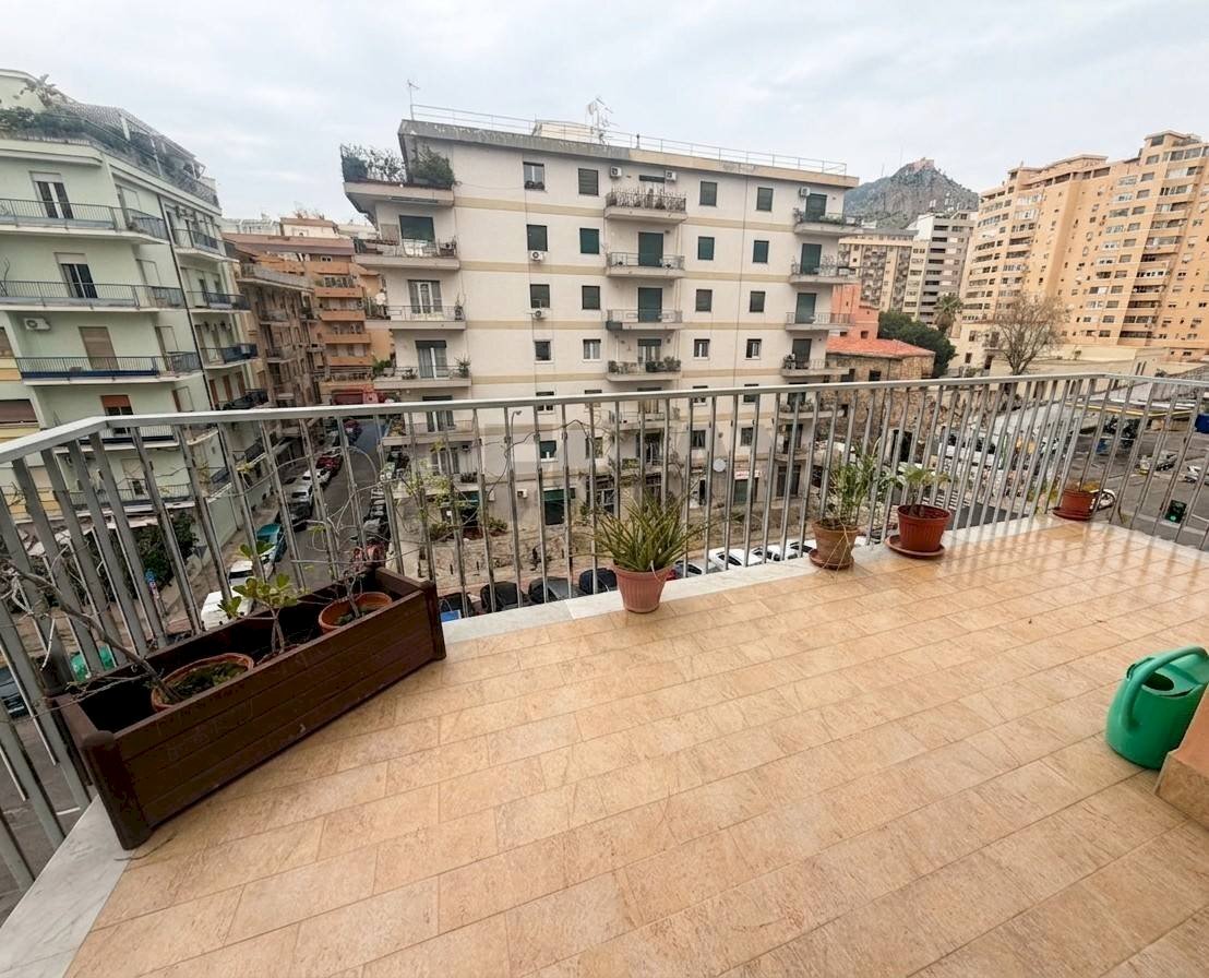 Balcone - Apartment Via Giuseppe Alessi
 
25, Palermo - photo 1