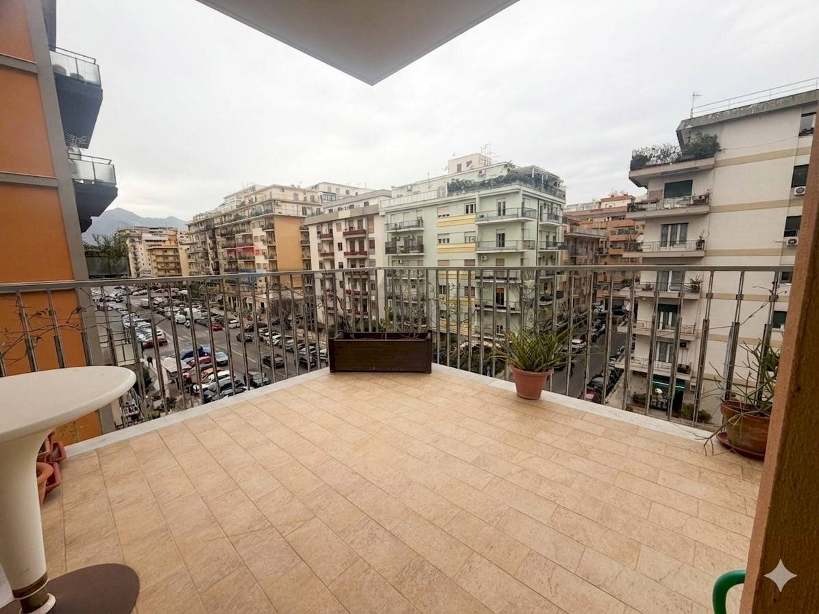 Terrazza - Appartamento Via Giuseppe Alessi
 
25, Palermo - foto 1