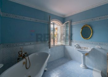Bagno - Villa Via Altofonte
 
221, Palermo - photo 26