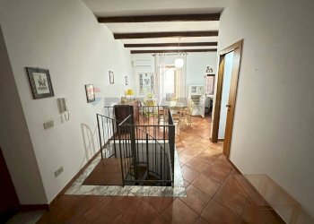 Sala da pranzo - Trilocale vicolo Gesù e Maria 15 a Palazzo Reale e vicolo Pesacannone 5, Palermo - foto 11