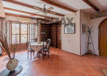 Sala da pranzo - Villa VIA PITEA DA MARSIGLIA
 
56, Palermo - photo 43
