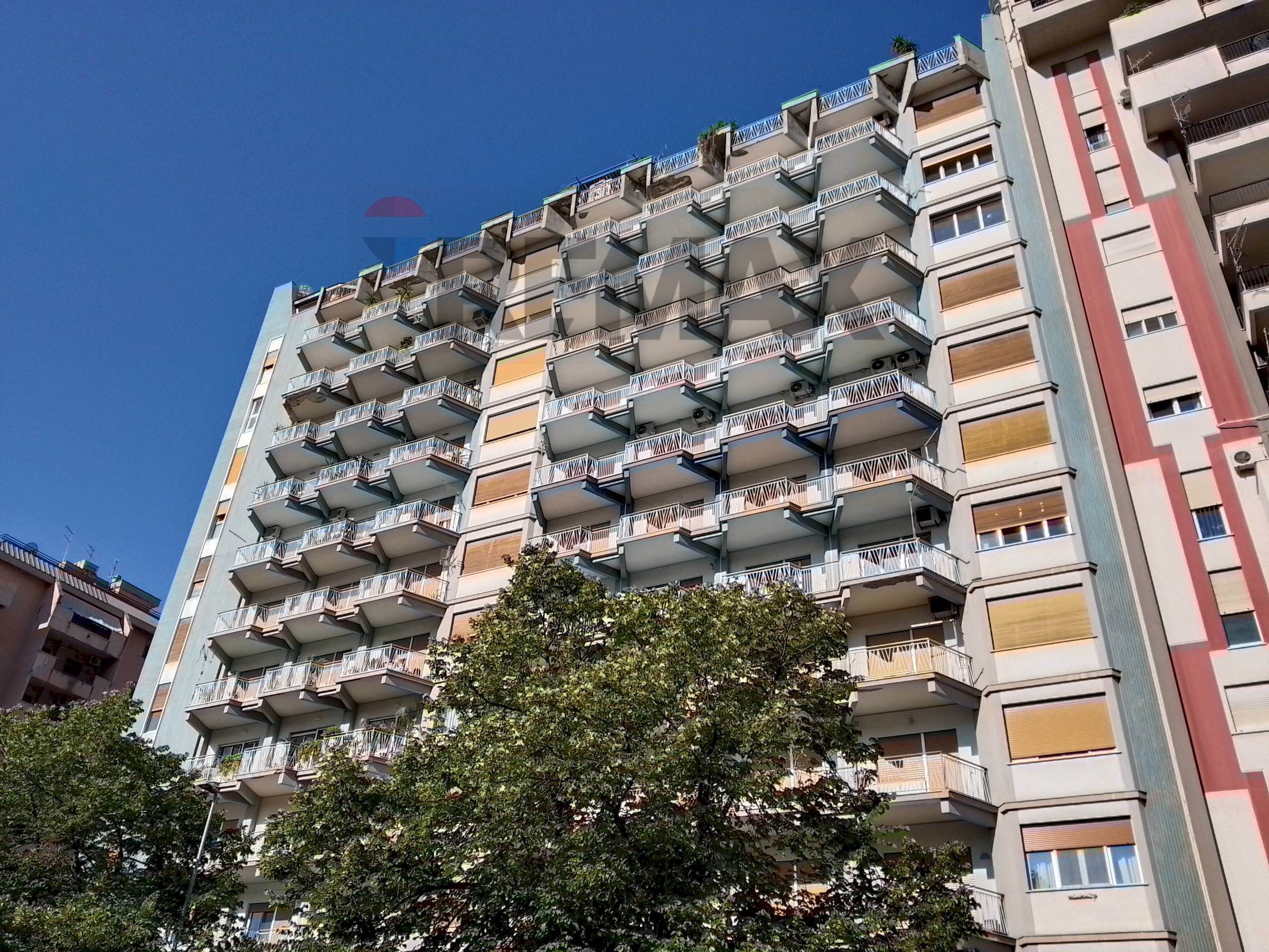 Edificio all\'aperto - Appartamento VIALE DEL FANTE
 
50, Palermo - foto 1