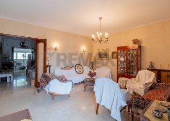 Soggiorno - Apartment VIALE DEL FANTE
 
50, Palermo - photo 15