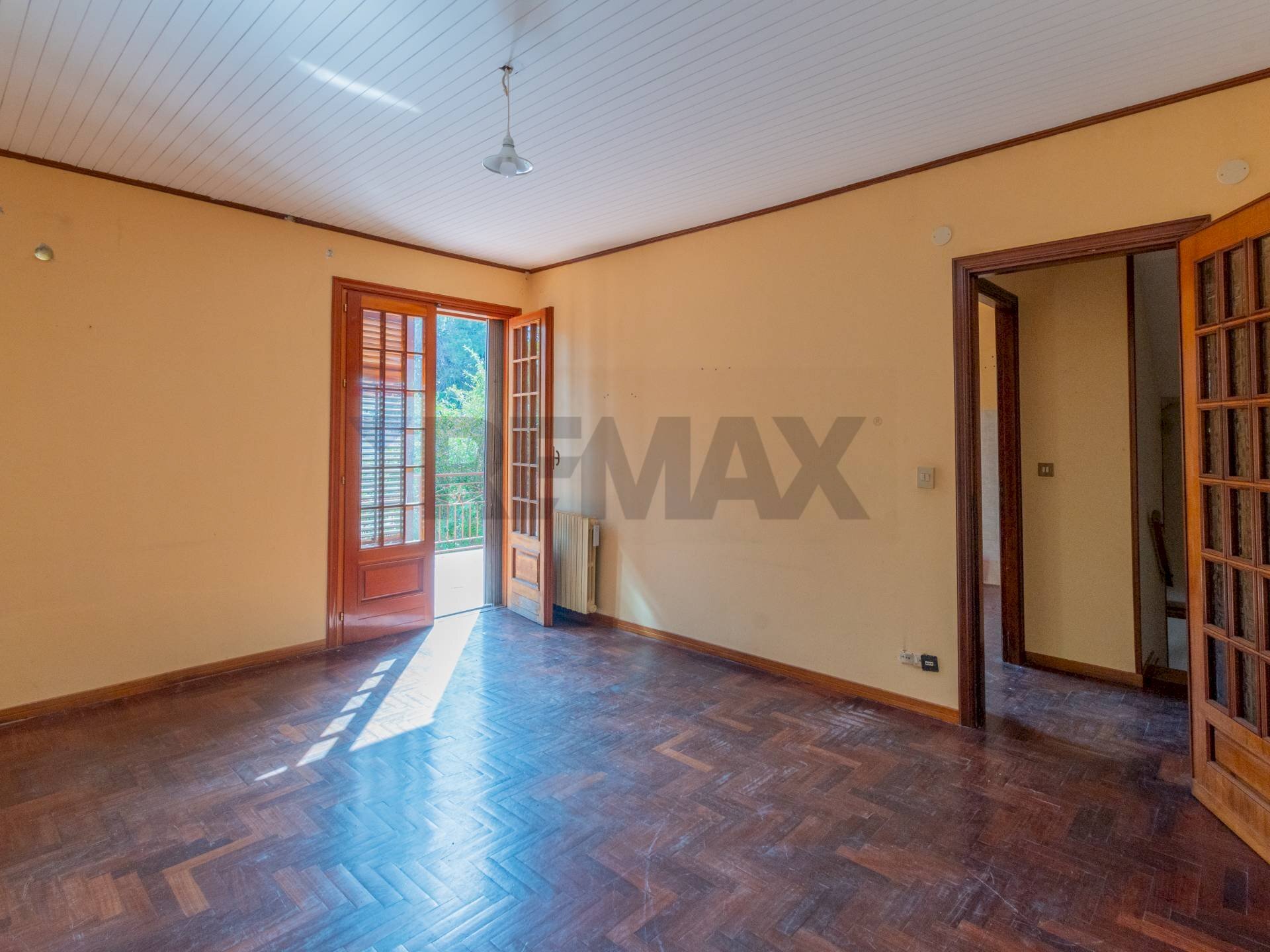 Stanza vuota - Villa VIA ANTIGONE
 
111, Palermo - photo 3