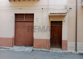 Edificio all\'aperto - Apartment VIA ROMA
 
68-70, Partinico - photo 9